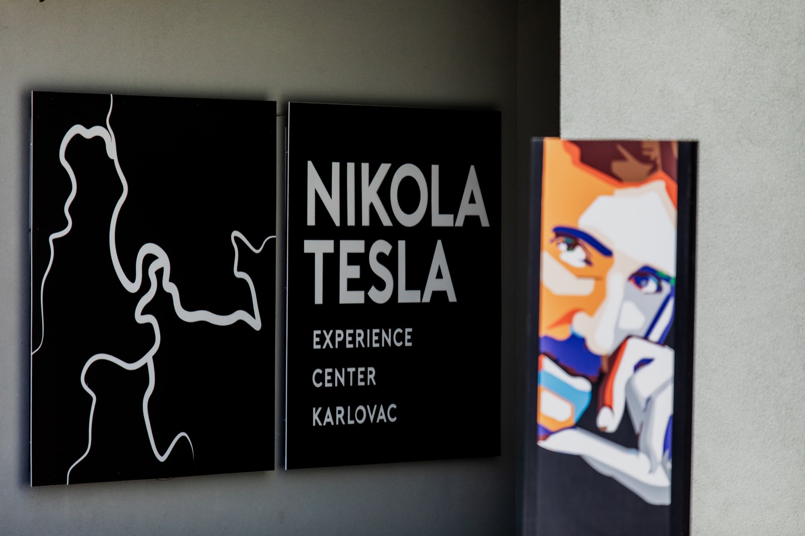 Drugi pogled na eksterijer Nikola Tesla Experience Centra u Karlovcu